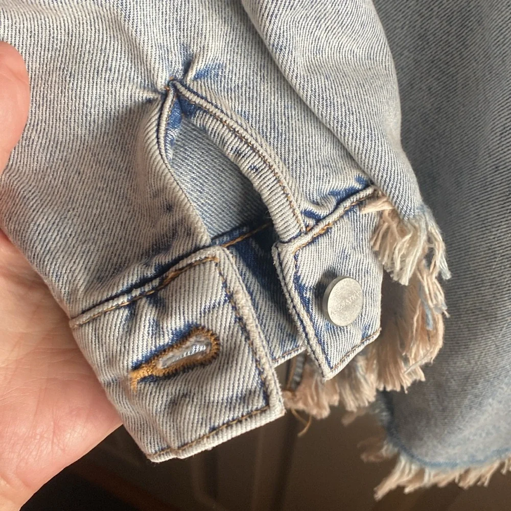 All Saints NWT HETTIE Distressed Oversized Medium Wash Denim Jacket US2-EU34 - Picture 12 of 16